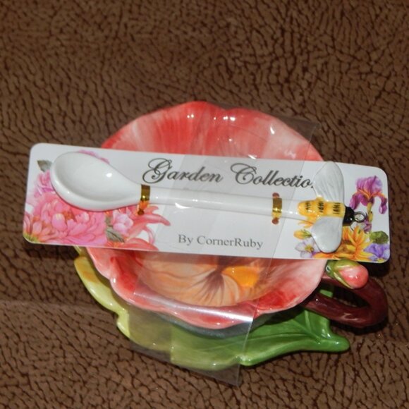 Corner Ruby Garden Collection Salmon Pink Flower Teacup Leaf Saucer & Spoon NWT - Picture 4 of 8